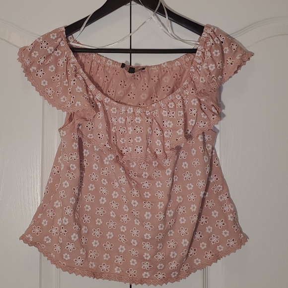 Sweet Petunia - Picture 1 of 2